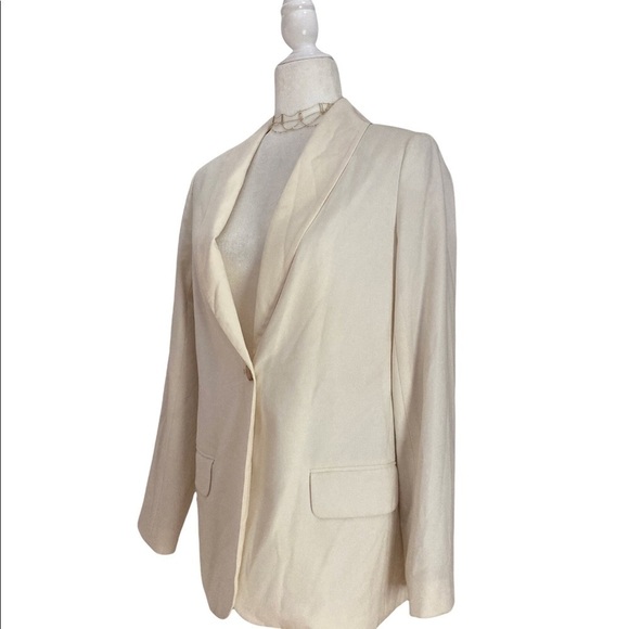 Elizabeth and James single Button Blazer Silk Lapel - Picture 4 of 9
